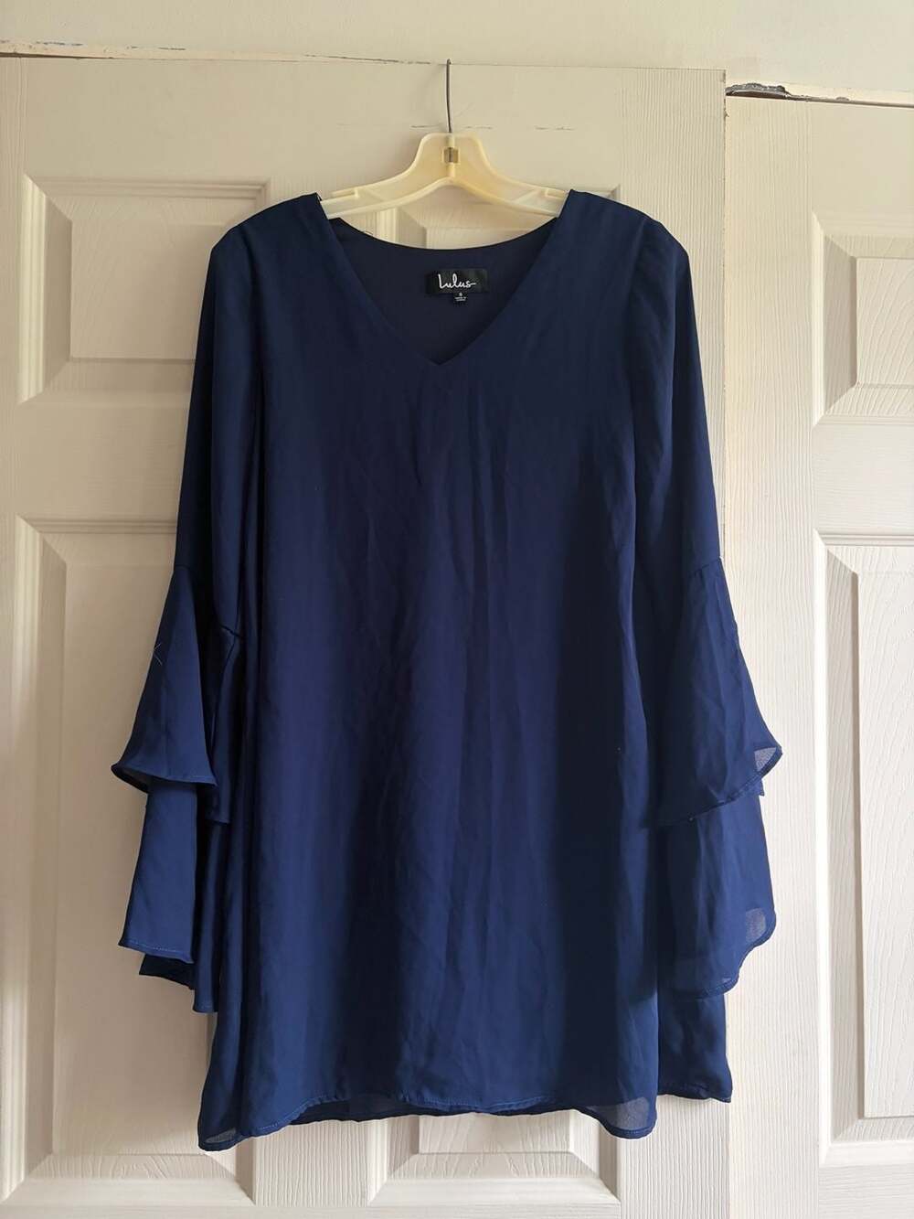 Lulus Dress Size S Navy Blue Tiered Bell Sleeve V-Neck Shift Dress